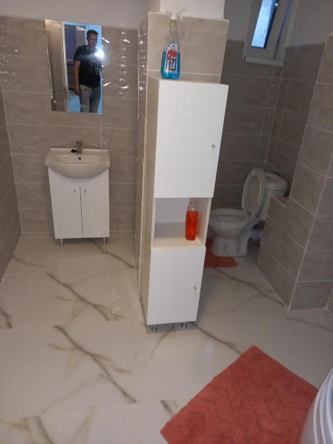 Twins Residence 2 Apart Hotel Ap 3 2 Rooms Chiajna Extérieur photo